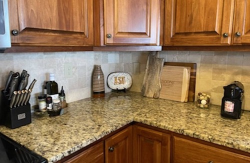 Foscoe Condo | MTN. RETREAT Echota- Appalachian views of Grandfather Mountain & Blue Ridge Mtns