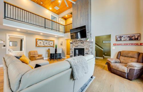 Birch Hill House | Mtn-View Gem with Hot Tub and Fire Pit in North Conway