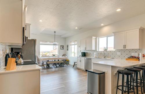 Kanab House | Mtn Views and Gas Grill Kanab Getaway!