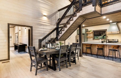 Pickens Cabin | Mtn. Views/Pool Spa/Direct ATV Trails/Pool Table!