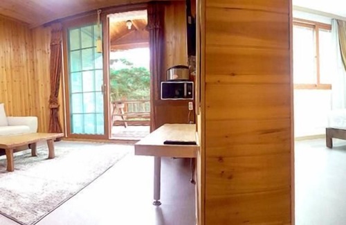 Seolcheon-myeon Hotel | Muju Resortel