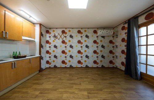 Seolcheon-myeon House | Muju Snow Valley Pension