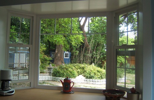 Cordova Bay Cottage | Mulberry Cottage - Self Contained - Hot-Tub - Sleeps 2-3