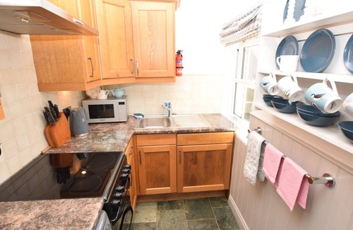 Crynant House | Mulberry Hill Cottage