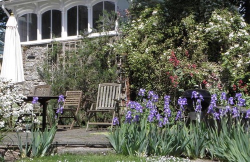 Crynant House | Mulberry Hill Cottage