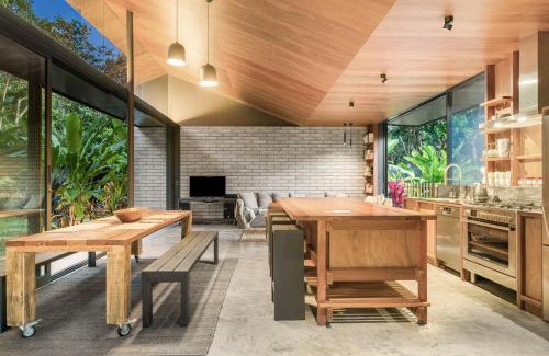 Ocean Shores House | Muli Muli