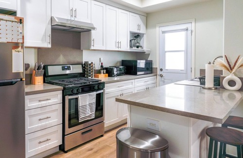 Westminster House | Multi-Family 6BR Disney Luxe,Sleeps 22+EV,King Beds,GameRoom/PoolTable