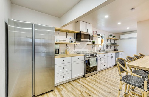 Moovalya Keys House | Multi-Home Retreat on Colorado River w/Boat Dock!