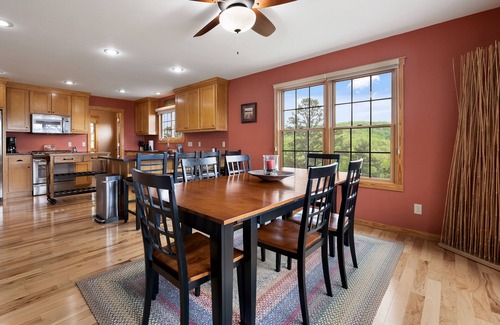 Eureka Springs House | Multi-level home with a game room, washer/dryer, fireplace, deck & central AC