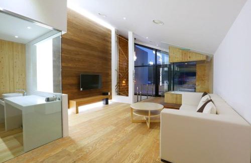 Mungyeong House | Mungyeong Arten Pool Villa