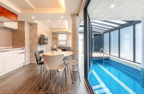 Mungyeong House | Mungyeong The Most Pool Villa