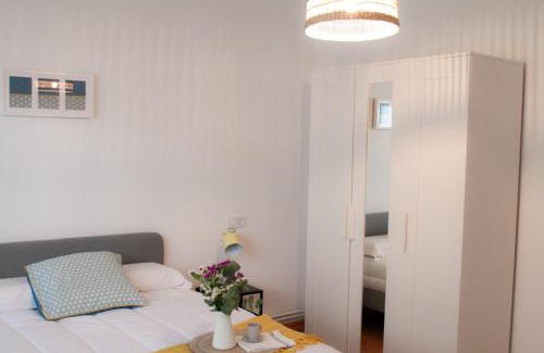 Lugo Apartment | Muralla de Tata