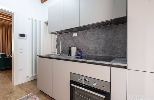 Longa Apartment | MURANO Place | MISTRO House rental