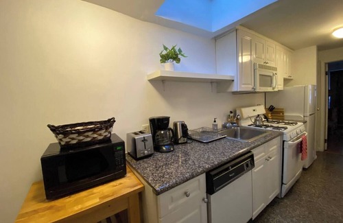 Tudor City Apartment | Murray Hill - Hard to come by