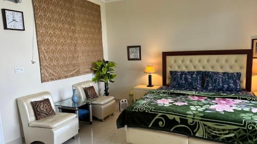 Bhurban Apartment | Murree - Bhurban Apartment with Private Balcony