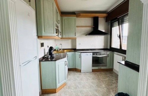 San Julian de Musques Condo | Muskiz Retreat, beach 3 kms, free WIFI