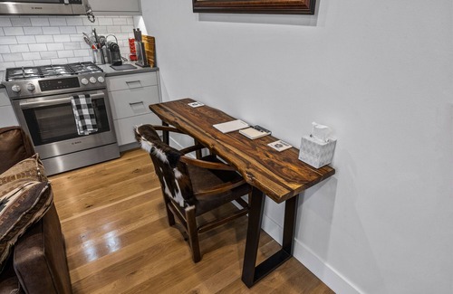 Downtown Bozeman Condo | Mustang Sally-One bedroom condo in Downtown Bozeman, 30 Night Minimum