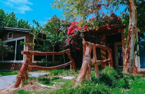 Unaizah House | Muzdan Holiday homes