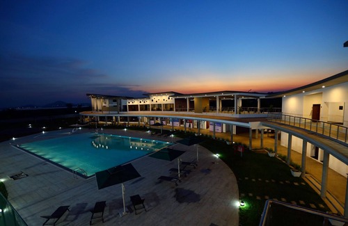 Mahindra World City Hotel | MWC Club by Downtown