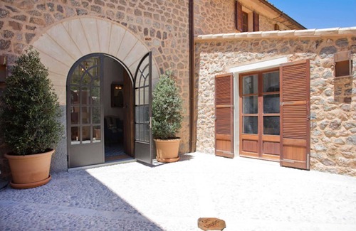 Deia Apartment | My Rental Homes | Villa Gem with sea view and pool