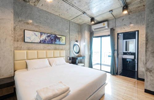 Nanai Road Hotel | My Style Resort Hotel -SHA Plus