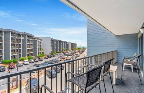 Myrtle Beach Apartment | Myrtle Beach Resort Ocean Spa 351- 2BR-Pool