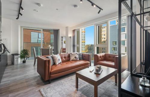 East Acton Apartment | MySquare Modern Two Bedroom Flat in North Acton close to Ealing