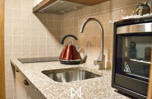 Lousa House | MyStay - Casa do Talasnal by Refúgio ao Luar
