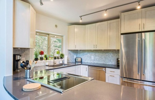 Sequim House | Mystic Grove - Wooded property with on the edge of the Olympic National Forest