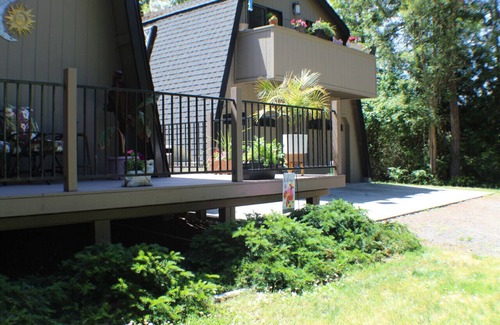 Sequim House | Mystic Grove - Wooded property with on the edge of the Olympic National Forest