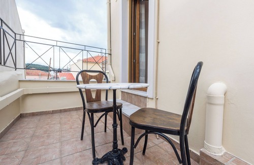 Lesvos Apartment | Mytilene Central Home 2