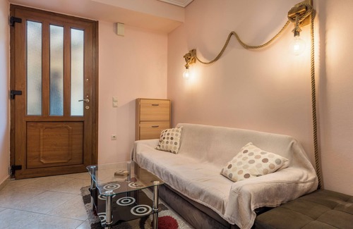 Lesvos Apartment | Mytilene Central Home 2