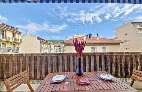 Quartier du Port Apartment | N&J - TROPI AZUR - Terrace - Place du Pin