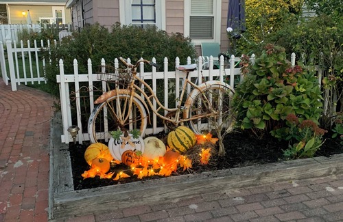Cape May - Wildwood Cottage | N. Wildwood Beach Cottage 3 blocks to beach & 2 blocks to the bay!