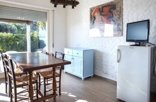 Villaggio Taunus Apartment | N082 - Numana, villa with right garden