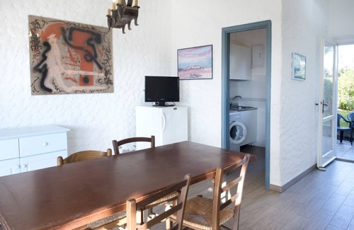 Villaggio Taunus Apartment | N082 - Numana, villa with right garden