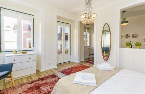 Merces Apartment | N1 Lisbon Center Romance Apartment