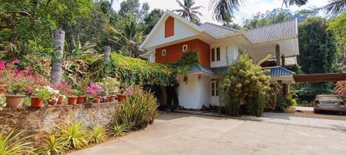 Devikolam House | Nadackal Nature County