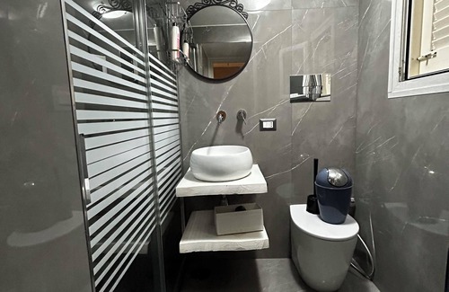 Chiaia Apartment | Nalusa superior: in the heart of the city a stone's throw from the sea