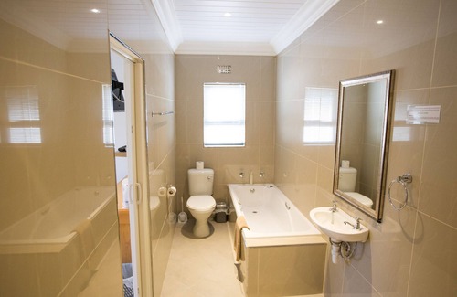 Matzikama Hotel | Namaqua Lodge