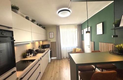 Bamberg Apartment | NAMASTÉ Homes - Ferienwohnung mit Balkon - Garage