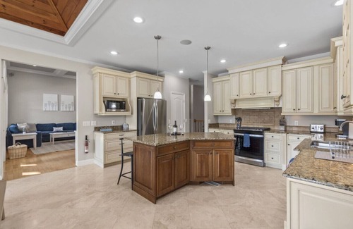 Mount Mourne House | Namastay at Lake Norman