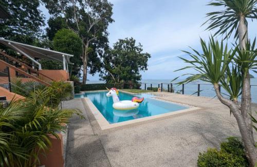 Wichit Villa | Nambo Villa - Stunning luxury seafront pool villa 4 BR