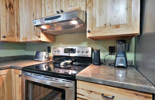 Cable Cabin | Namekagon Pines Retreat a 3 bedroom Log Home Near Mt. Telemark