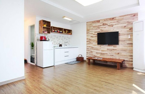 Samdong-myeon Condo | Namhae 1 Night 2 Days Pension