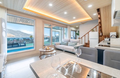 Namhae House | Namhae Eagless Poolvilla Pension