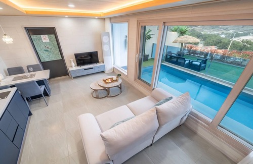 Namhae House | Namhae Eagless Poolvilla Pension