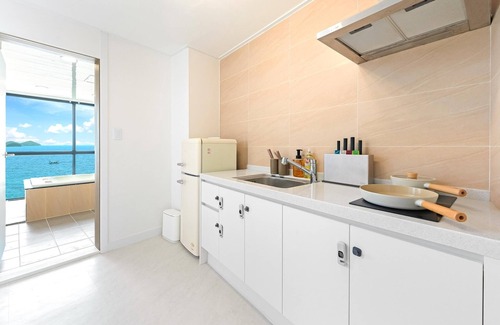 Namhae House | Namhae Himom kis spa Pension Black