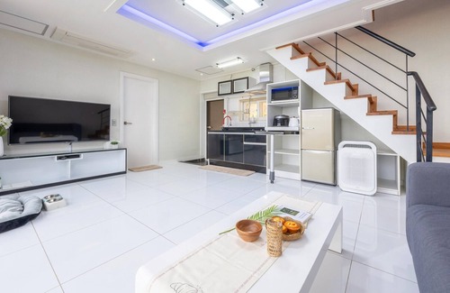 Namhae House | Namhae Kanu720 pet Poolvilla Pension