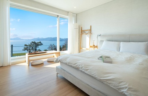 Namhae House | Namhae Mansion Morak